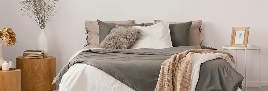 Quelles parures de lit choisir pour créer une atmosphère confortable et stylée dans votre chambre